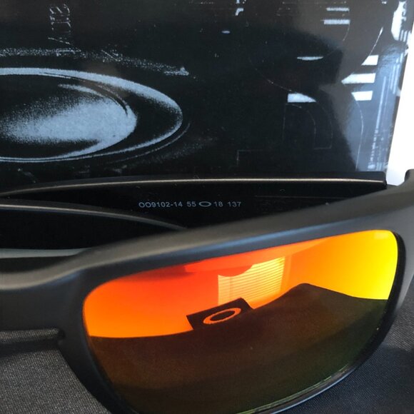 Red Prizm Polarized OAKLEY HOLBROOK Black Matte Frame 9102 - Picture 3 of 11